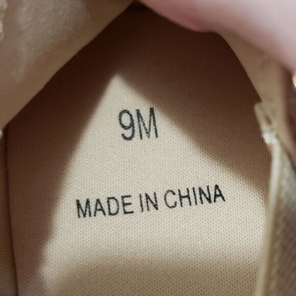 Basic sandal with elastic, 9, tan - Picture 3 of 3